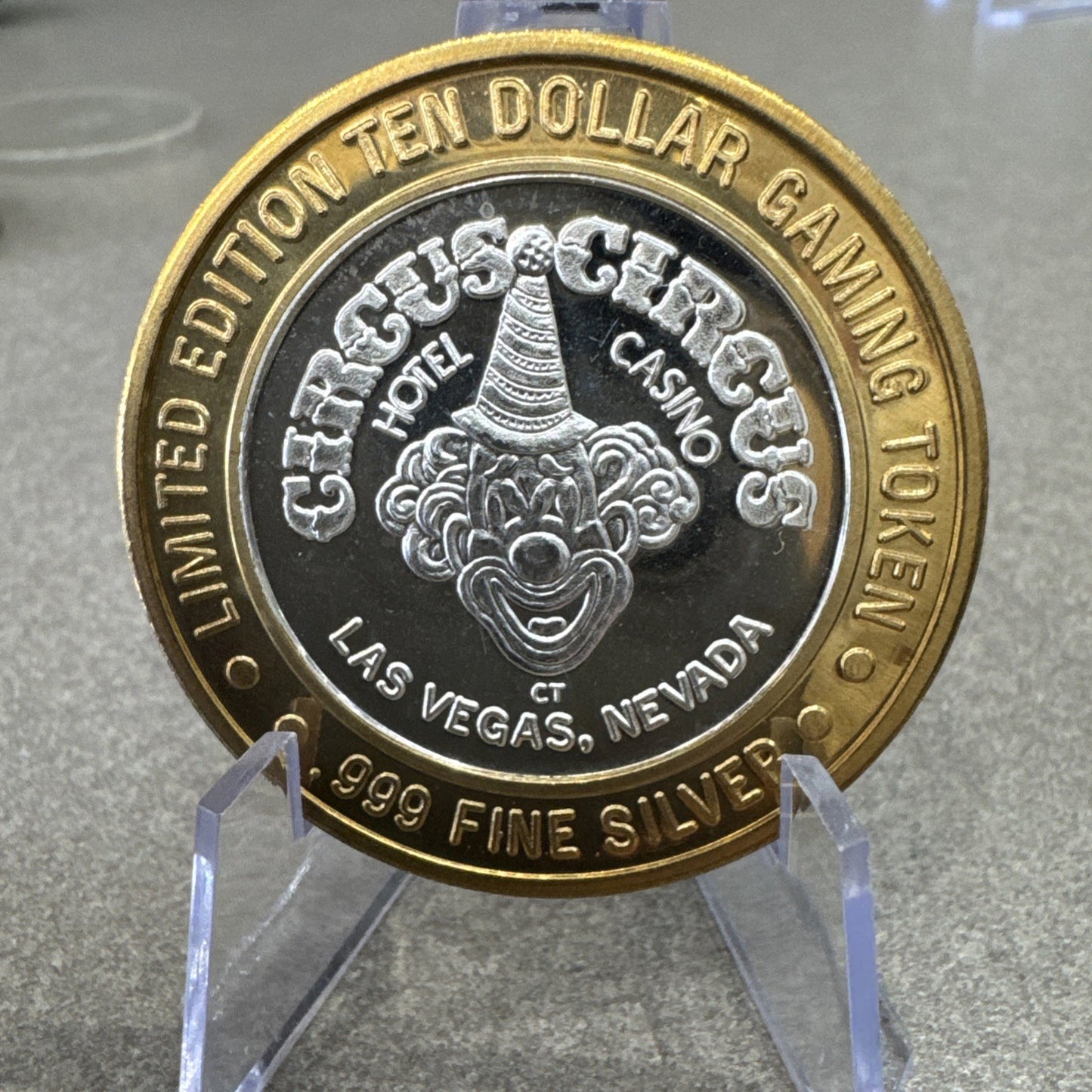 Vintage T Rex Edition Circus Circus $10 Token In Case .999 Fine Silver