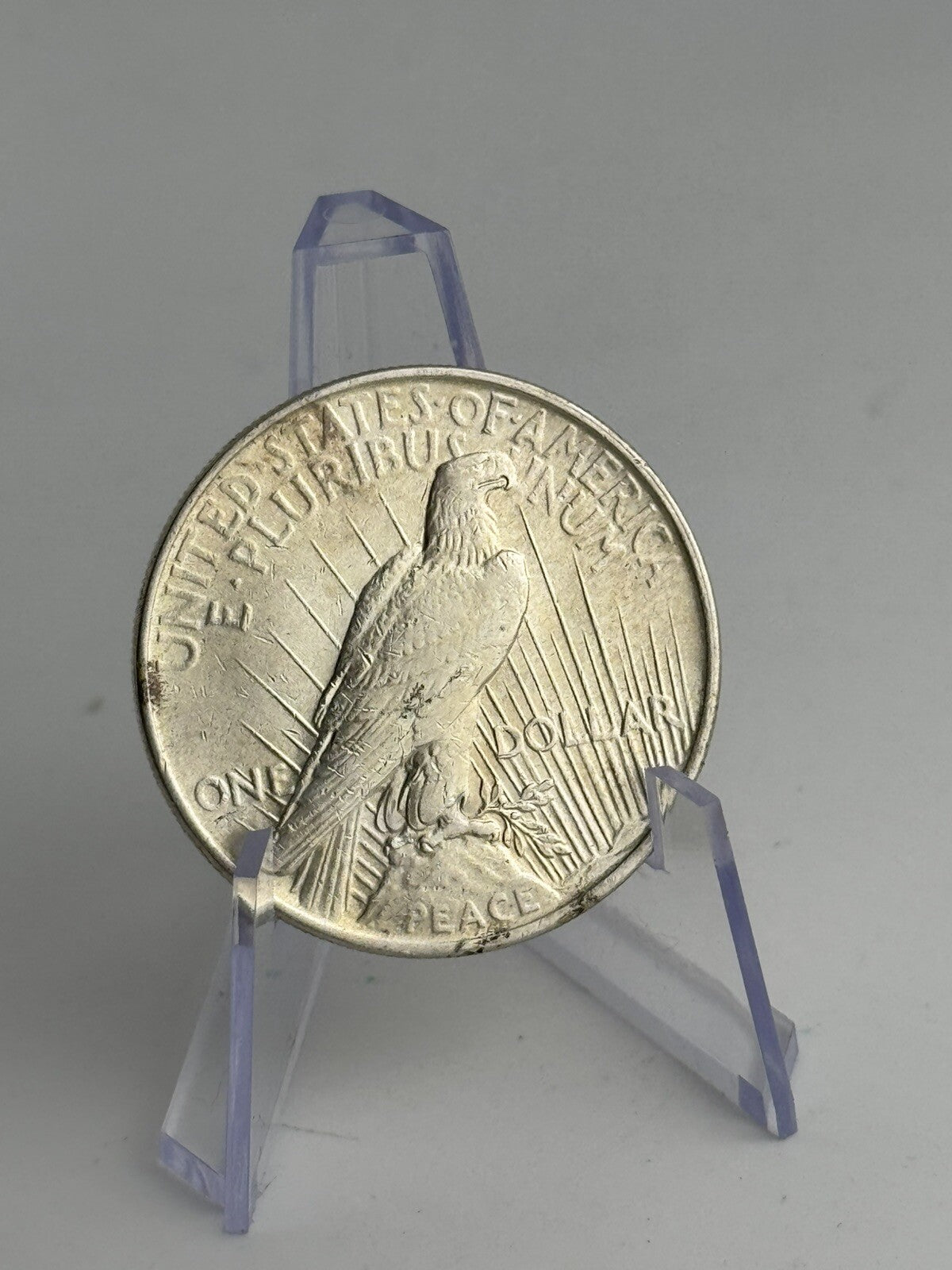 1922 Peace Dollar Sharp Details Great Luster Sharp Coin Beautiful *