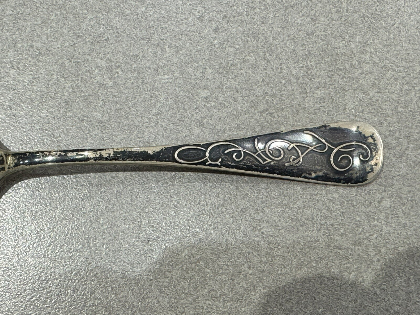 Sterling Silver Souvenir Spoon - Fort Dearborn Chicago Illinois 23.1 Grams 6”