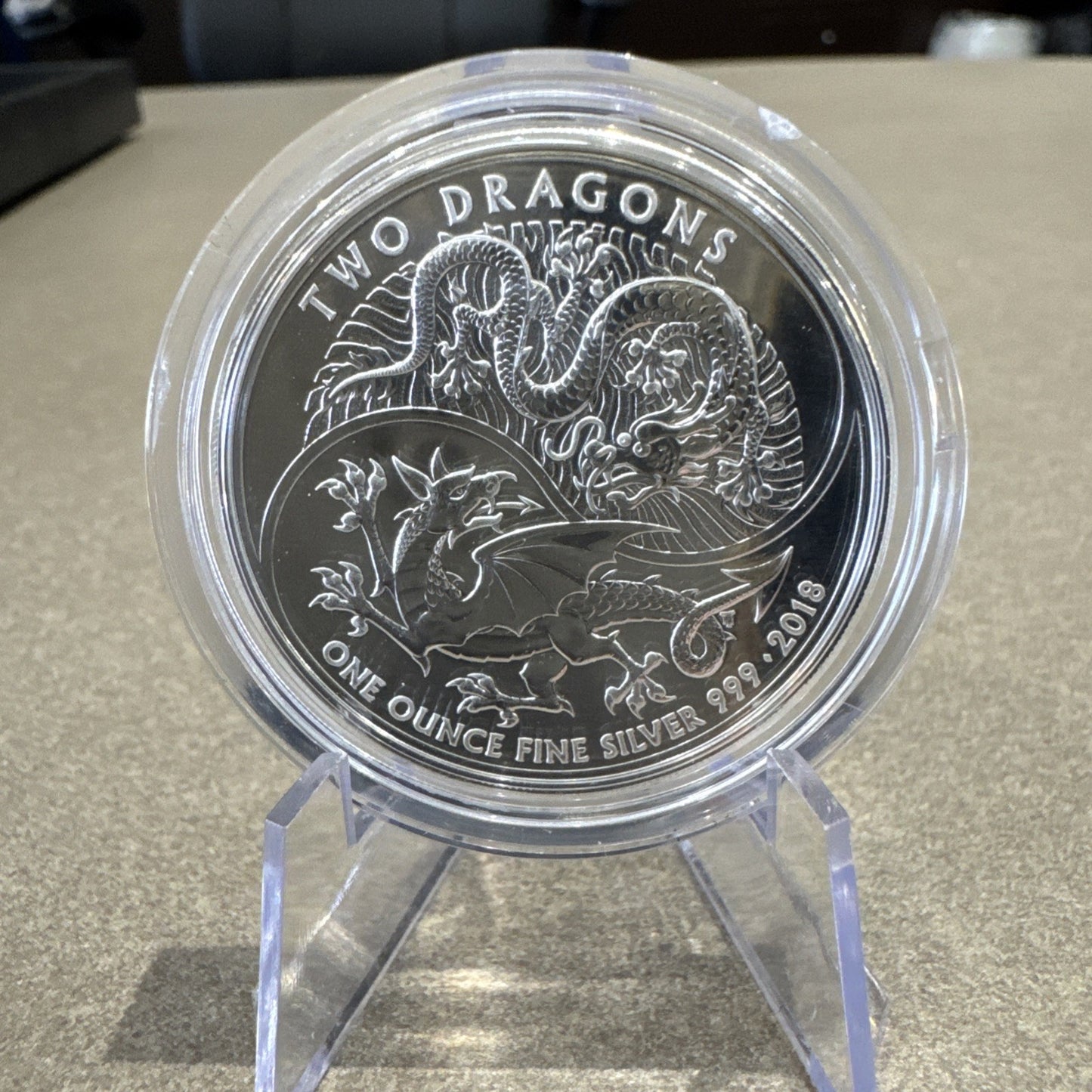 2018 SILVER GREAT BRITAIN 2 POUNDS TWO DRAGONS 1 OZ COIN IN CAPSULE