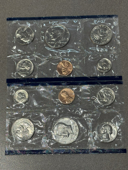 2) 1981 United States Mint Set In Cellophane Stunning Coins