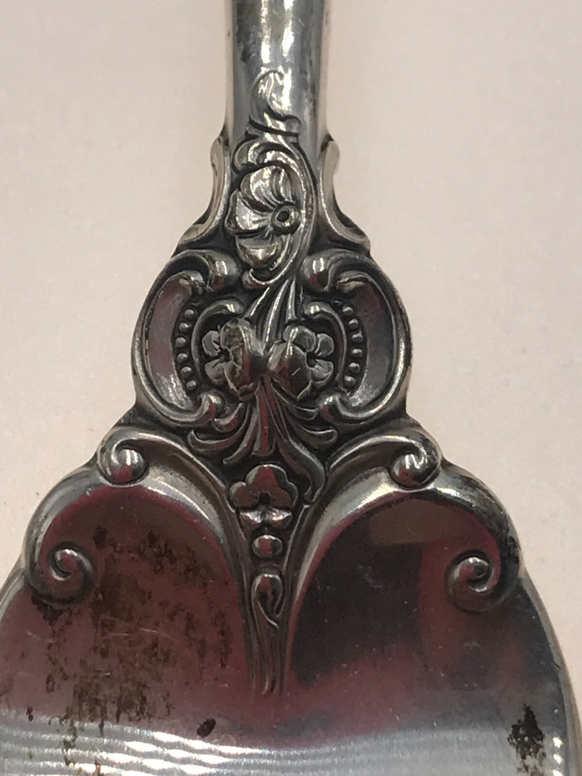 WALLACE GRAND BAROQUE STERLING SILVER SALAD FORK 6.5" 43.3g