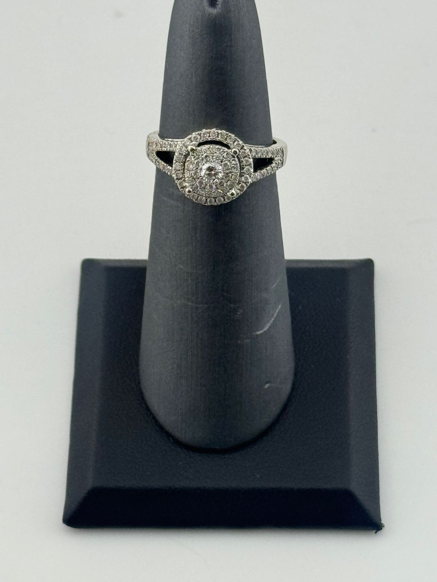 Gold White Diamond Ring