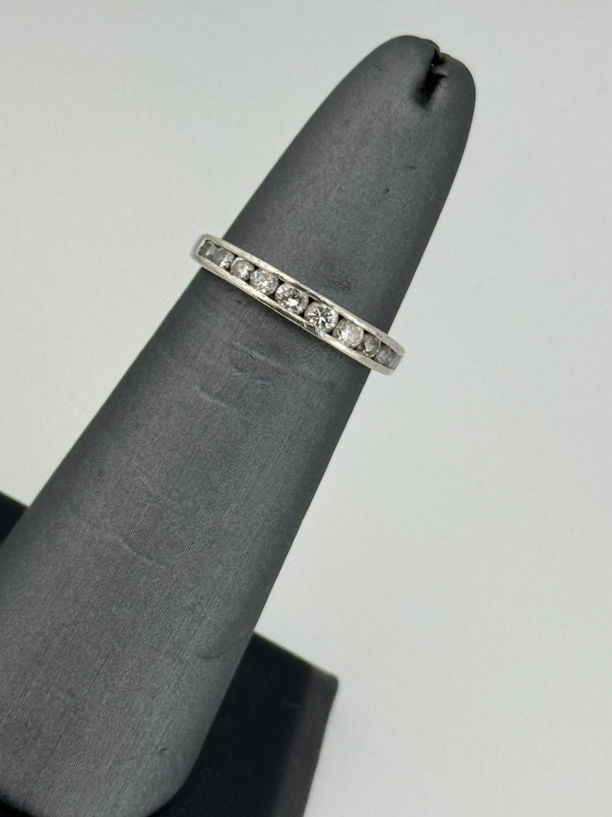Diamond p50 Ring