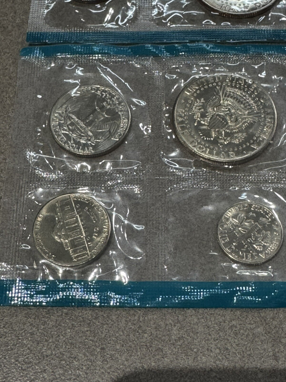 1972,80,79,98,7772 Uncirculated Coin Sets U.S Mint Mixed Years P&D