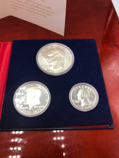 1776-1976 US Mint Bicentennial Silver Proof Set - Original Holder - 3 Coins