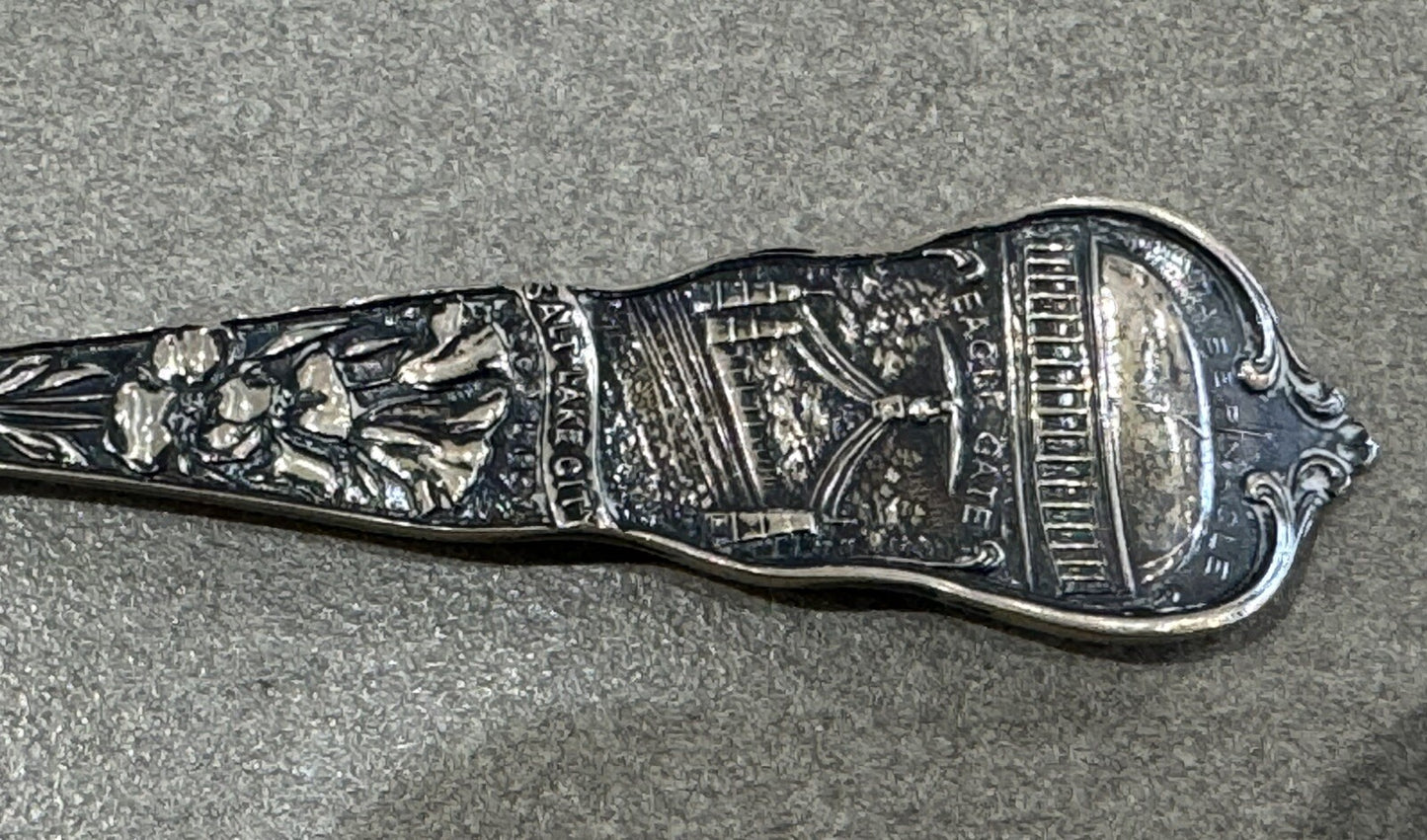 Sterling Silver Eagle Gate Salt Lake City Utah Souvenir Spoon 1910 23.2Gr 5 7/8”