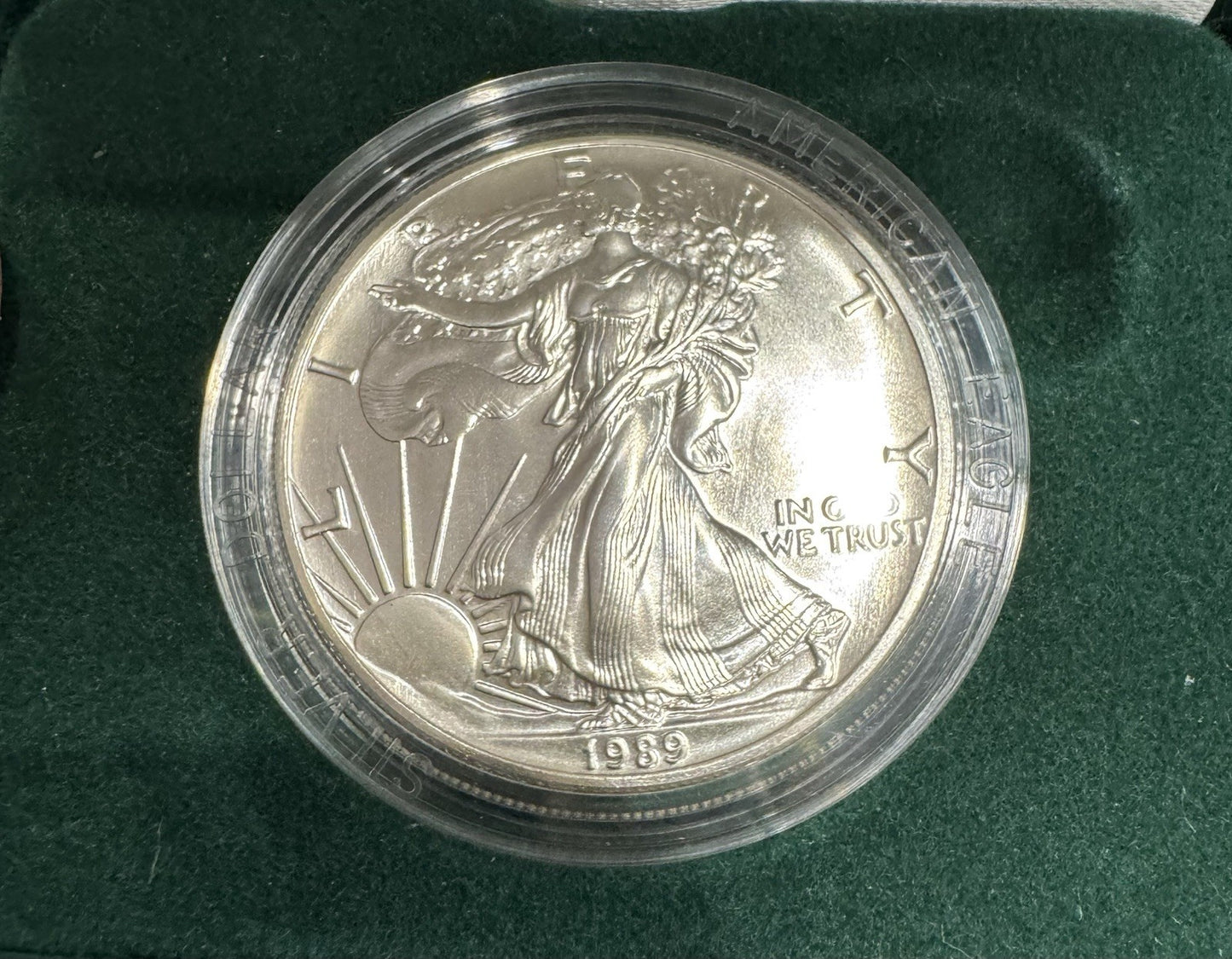 1989 U.S. American Eagle One Ounce Silver Uncirculated Coin with Box And COA
