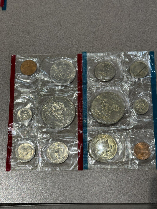 1977 Uncirculated Coin Set 12 Coins Nicely Toned P-D