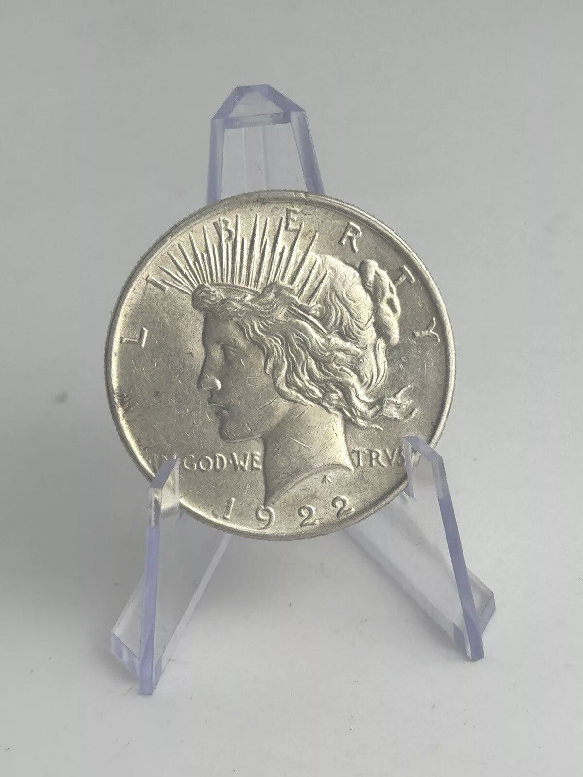 1922 Peace Dollar Sharp Details Great Luster Sharp Coin Beautiful *