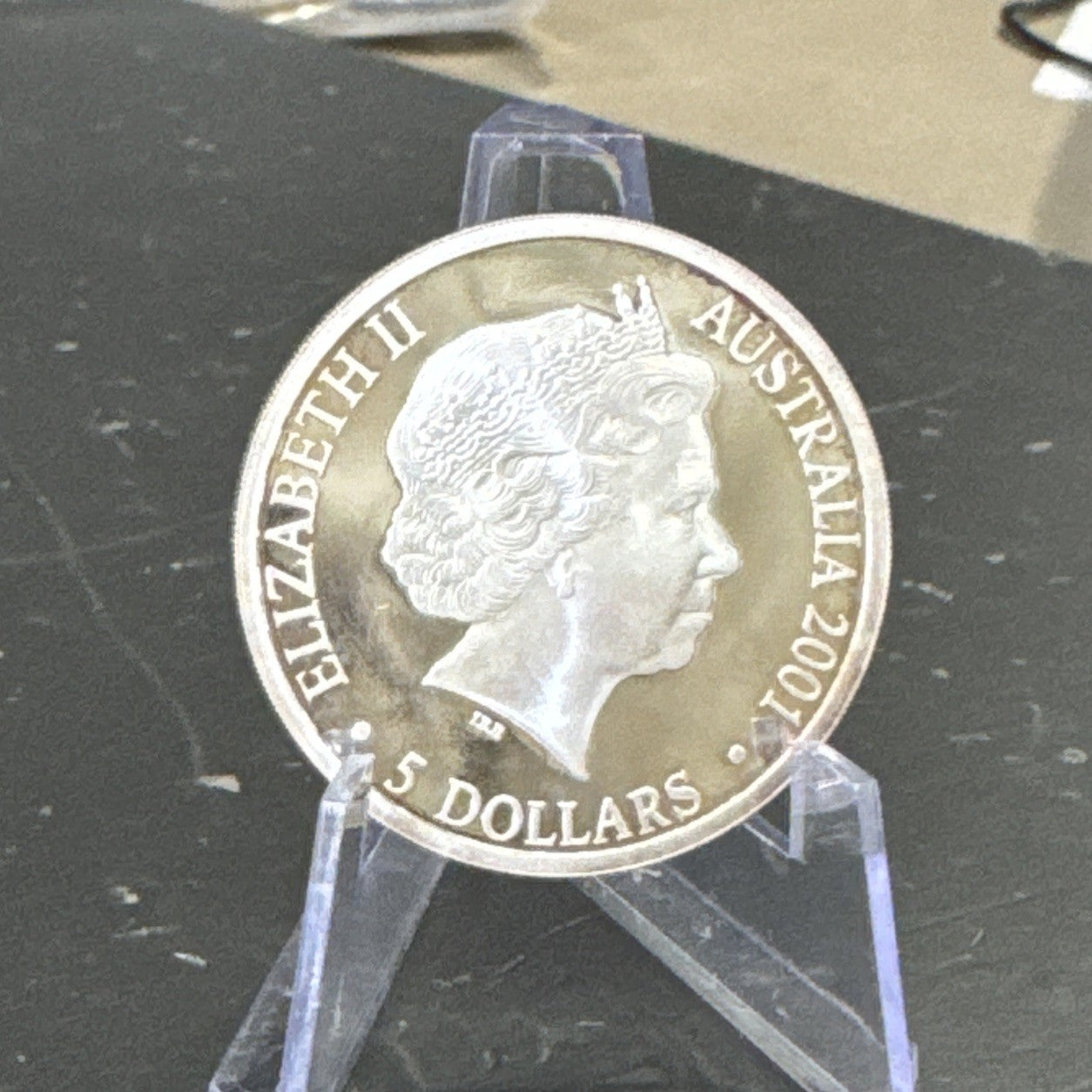 2001 Centenary of Federation Finale Hologram 36.3 g .999 Silver Proof Coin