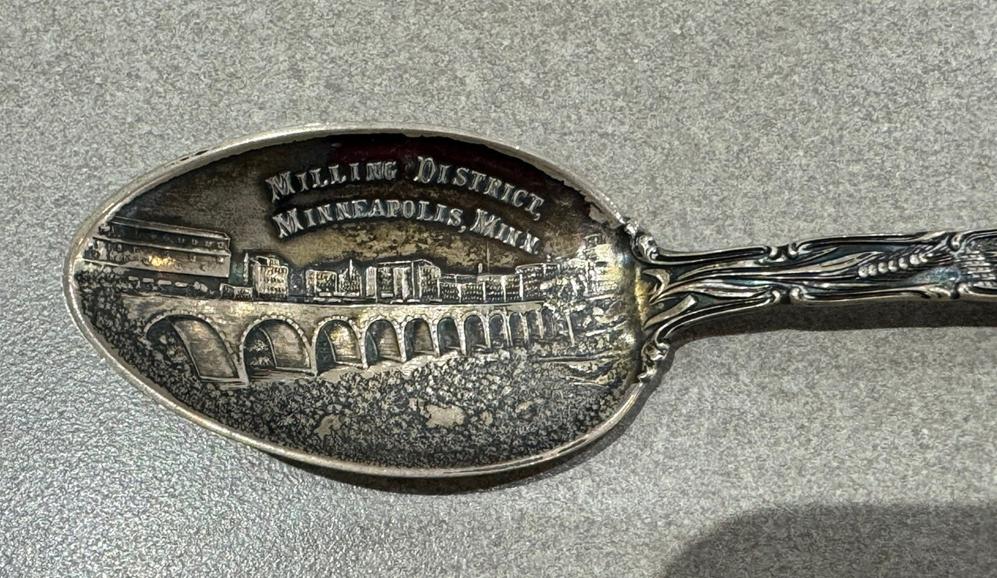 Milling District Minneapolis Minnesota Sterling Souvenir Spoon 5 7/8 29.3 Gr