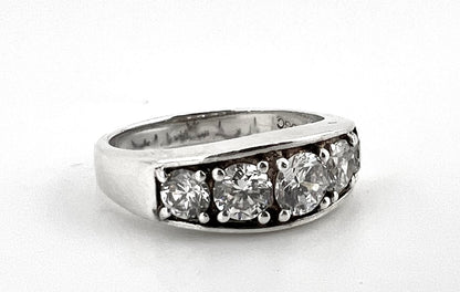 Ladies silver ring, five stone CZ