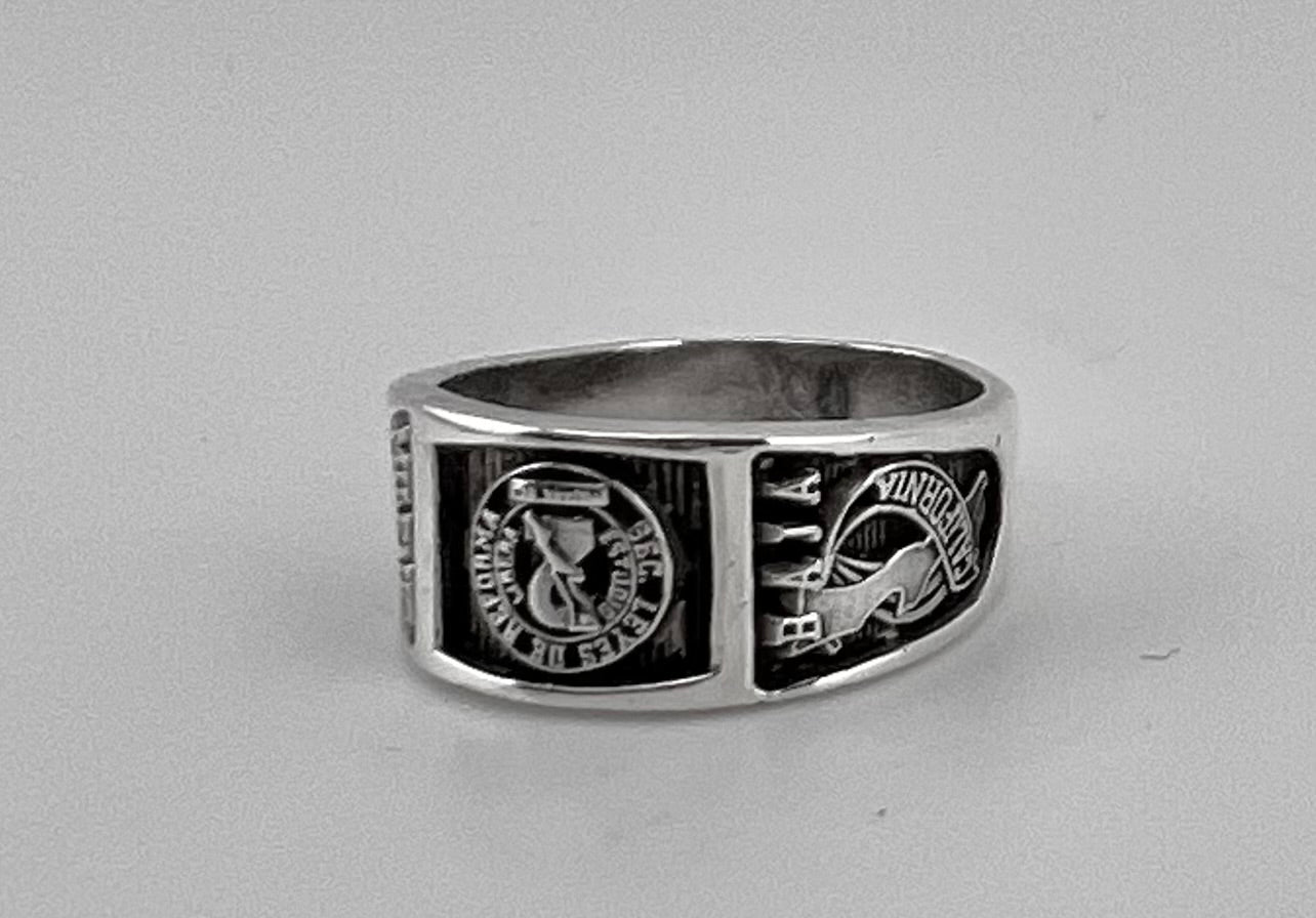 Vintage ladies, Baja California class ring