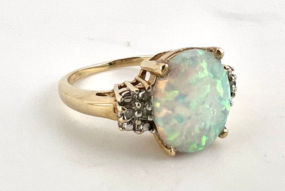 10k yellow gold ladies opal and diamond ring