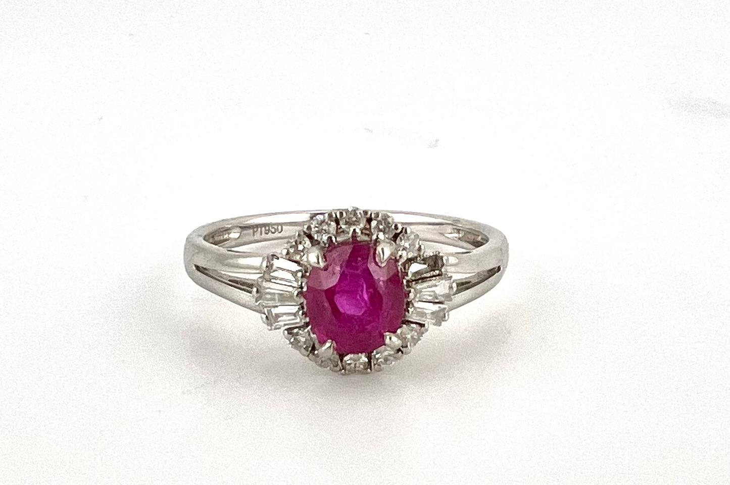 Ladies, platinum 950 diamond ring halo with Ruby center stone