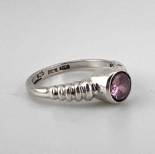 Ladies pink stone sterling silver ring