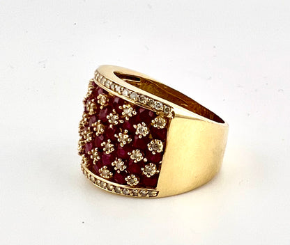 14k yellow gold ring with cluster ruby design