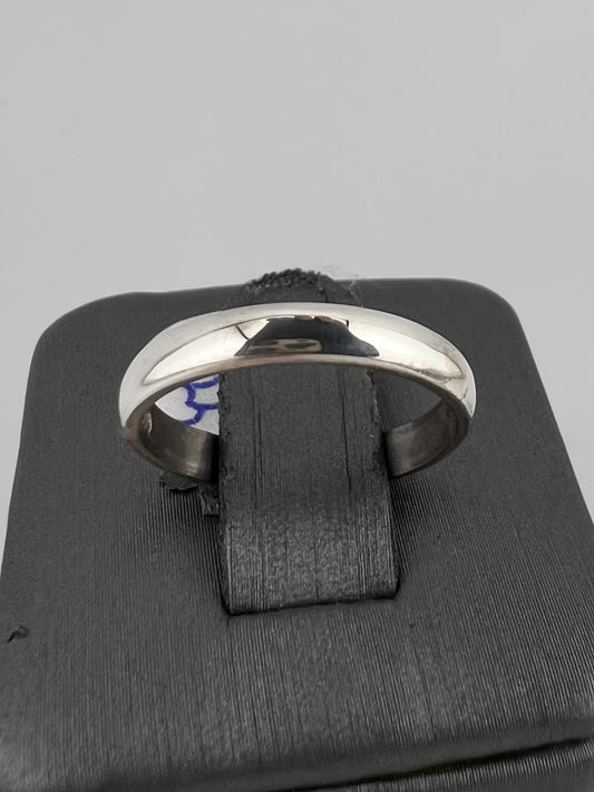 Sterling silver ring band