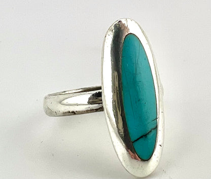 Ladies, oval, turquoise sterling silver ring