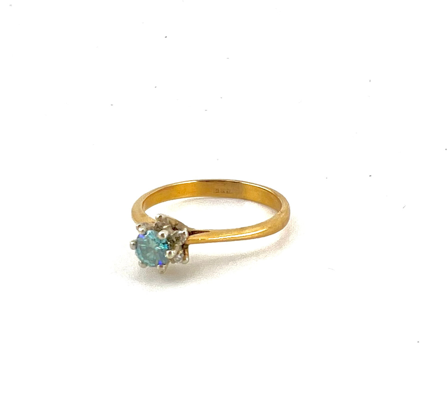 18K yellow gold ring with blue diamond main stone