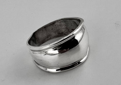 Vintage sterling wideband ring