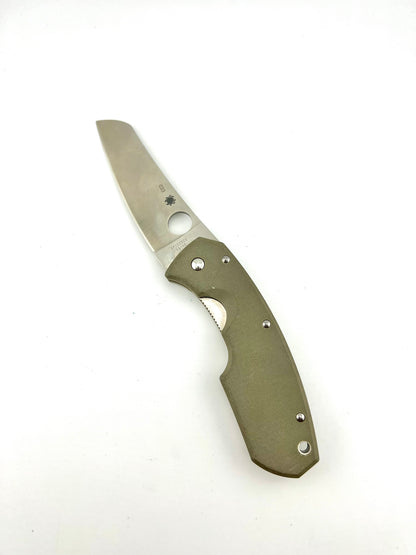 Spyderco folding knife green