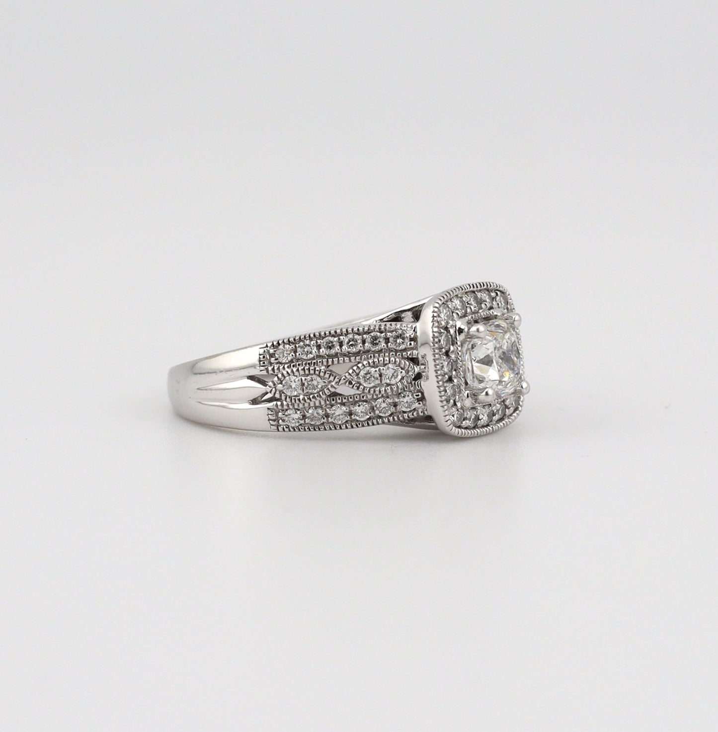 14k White Gold Halo Diamond Ring Ladies