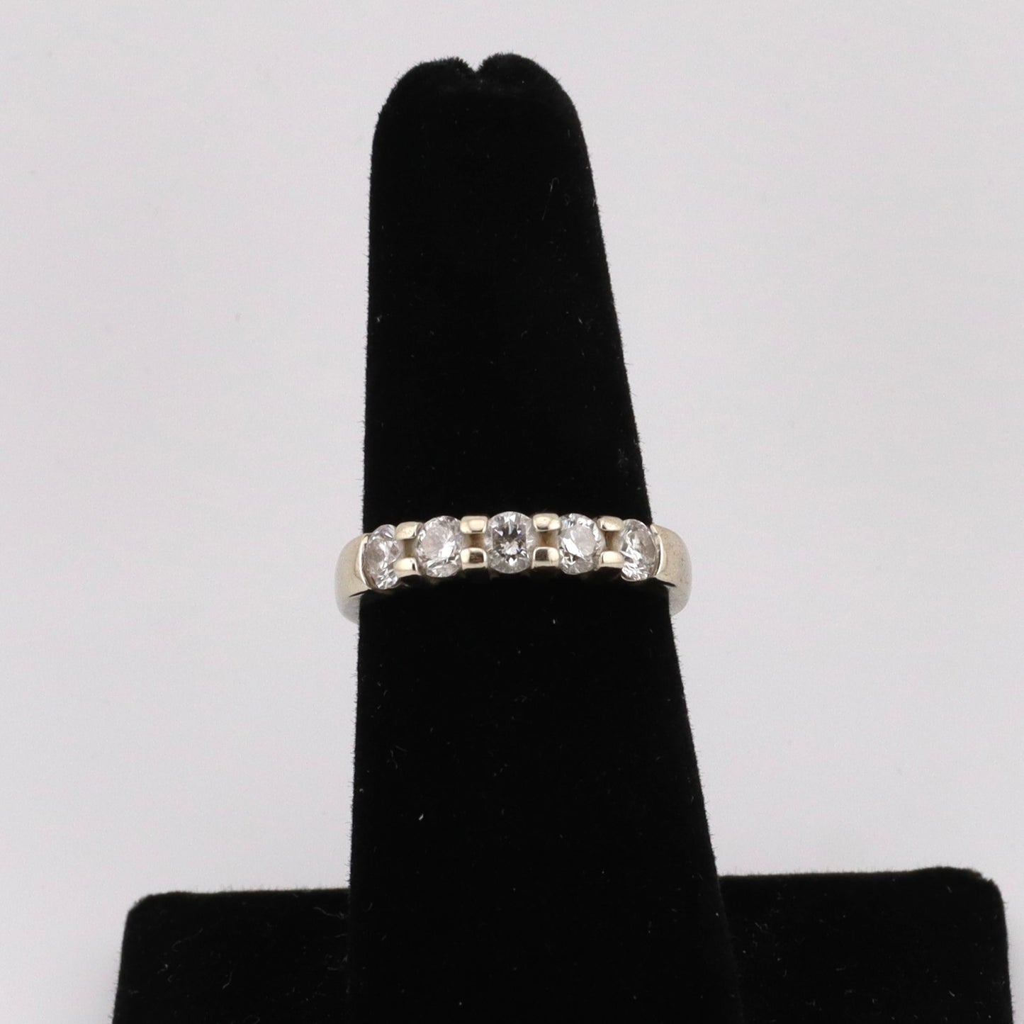 10k white gold diamond wedding band ladies