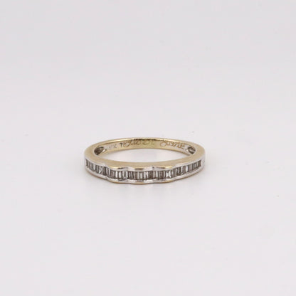 18k white gold baguette diamond wedding band