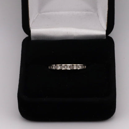 18k white gold baguette diamond wedding band