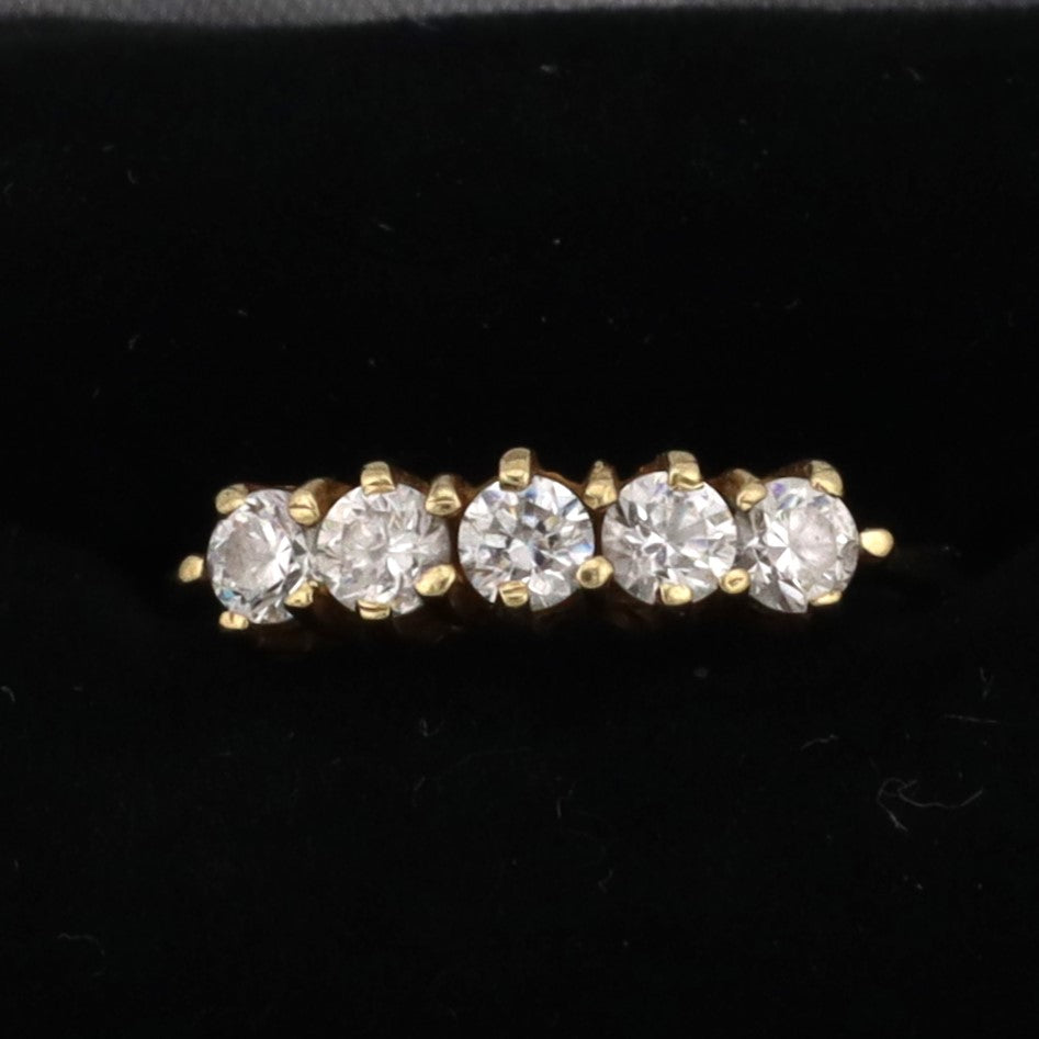 10k yellow gold ladies ring CZ