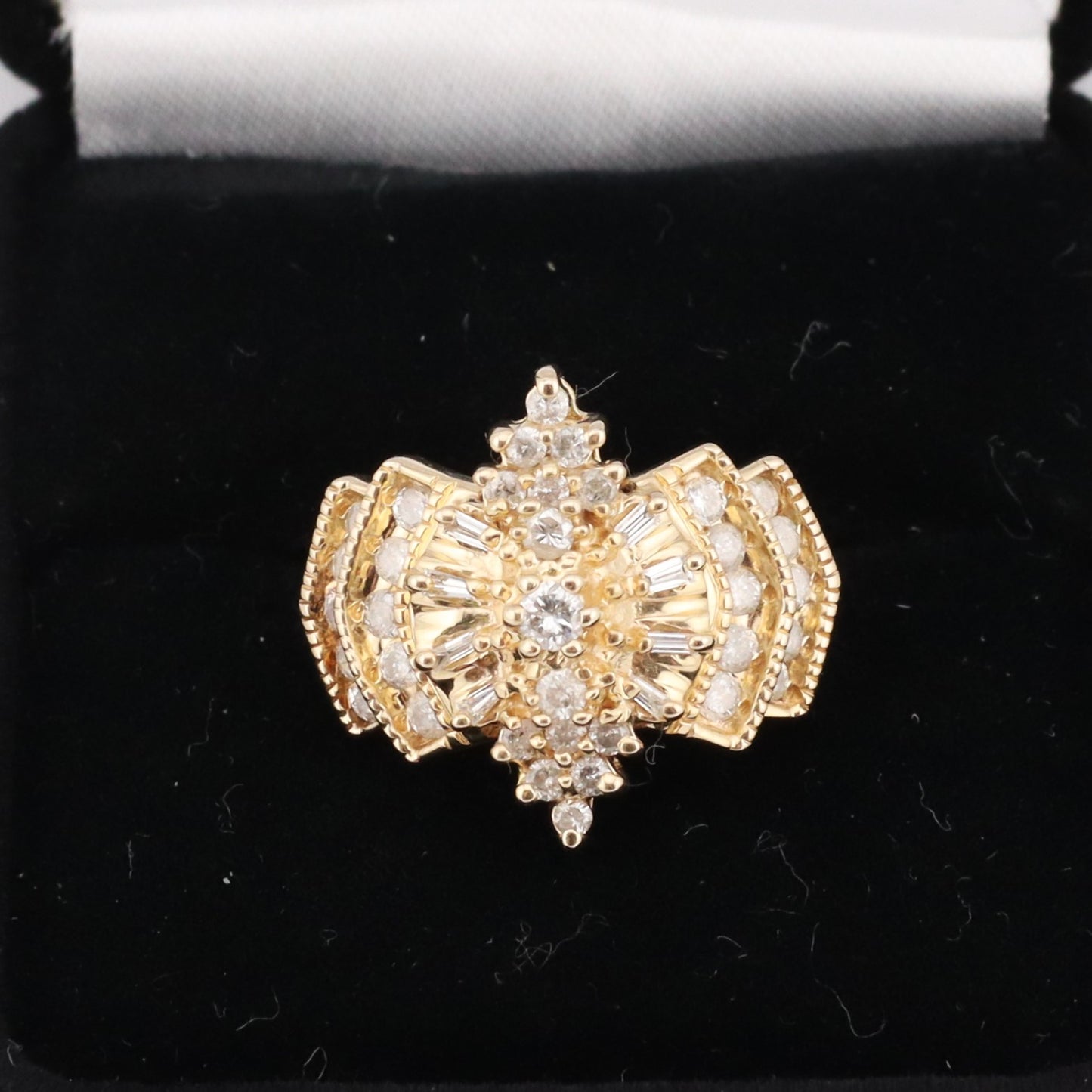 14k yellow gold fancy baguette and round diamond ring