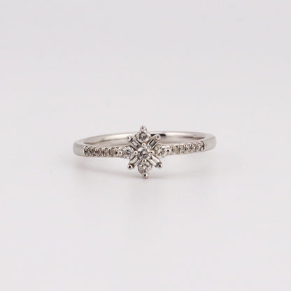 10k ladies star shape round & baguette diamond ring