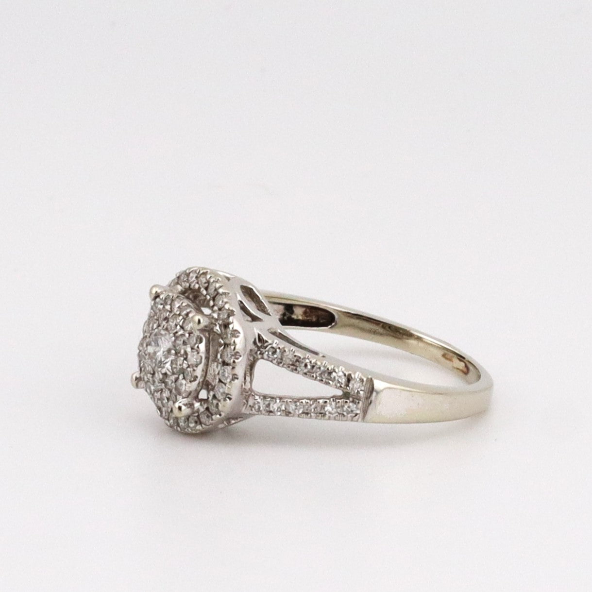 10k white ladies cluster halo diamond ring