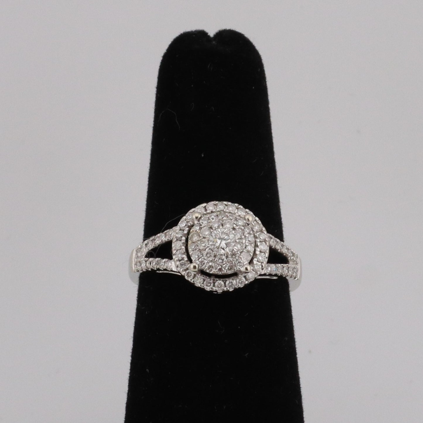 10k white ladies cluster halo diamond ring